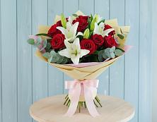 Букет цветов из:  Лилии и Розы в Базарный Сызган