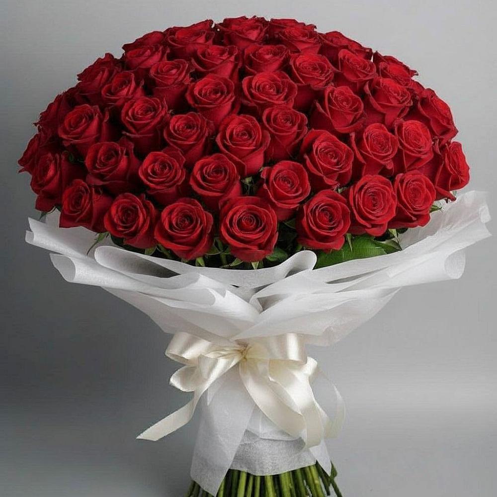 Букет 101 Красная роза Блэк Мэджик в Базарный Сызган