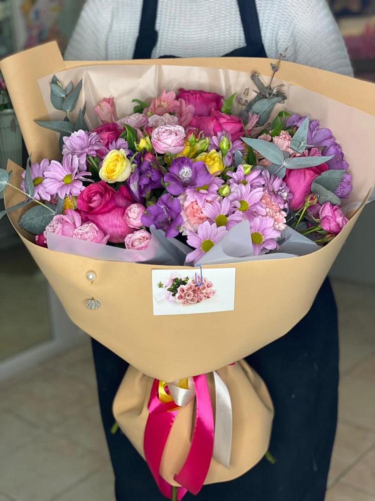 Букет цветов из: Хризантемы, Гвоздики и Альстромерии в Базарный Сызган