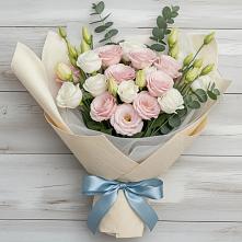 Букет цветов из:  Лизиантусы #REPLACE_PRED# Базарный Сызган