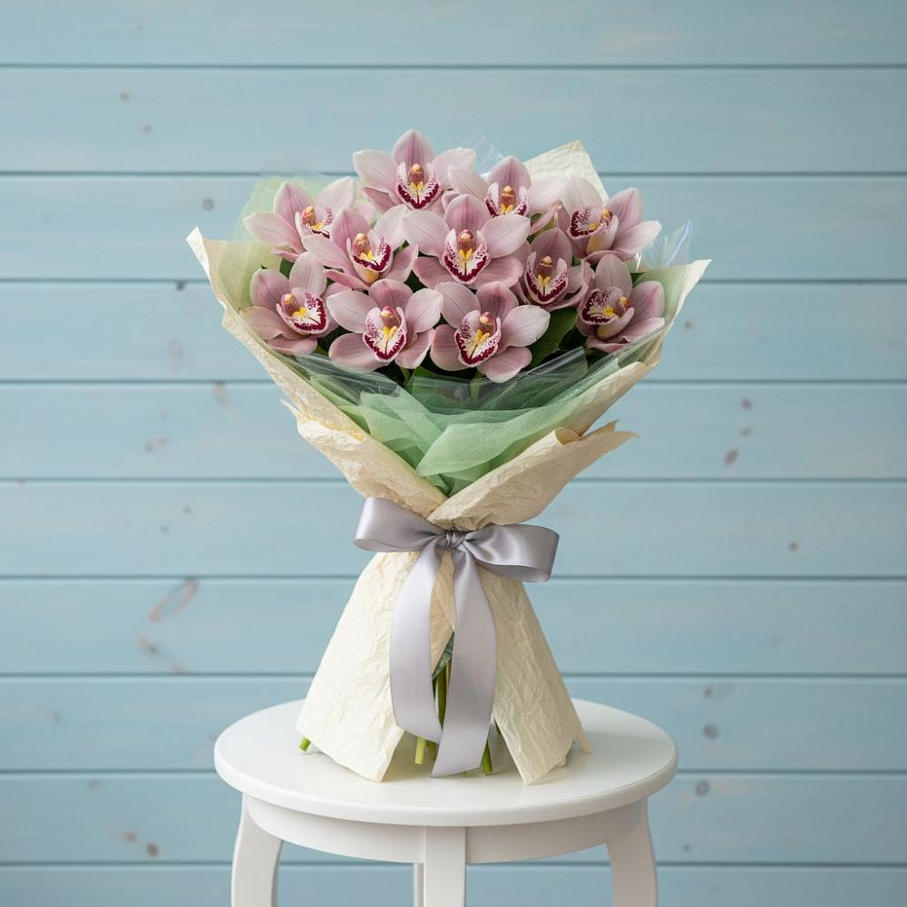 Букет цветов из: Орхидеи и Розы в Базарный Сызган