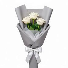 Букет 3 белые розы в Базарный Сызган