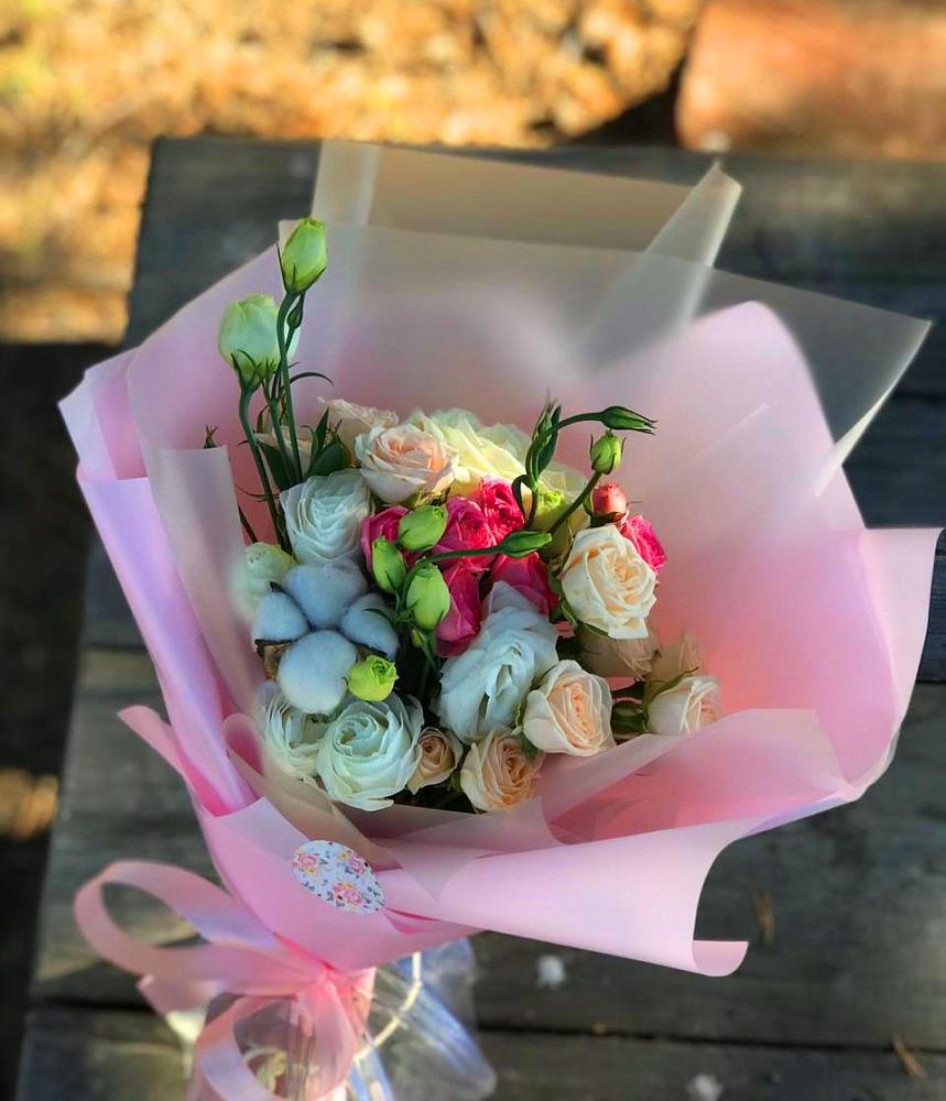 Букет цветов из: Розы и Лизиантусы в Базарный Сызган