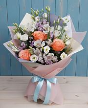 Букет цветов из:  Лизиантусы, Розы, Альстромерии и Гипсофила в Базарный Сызган