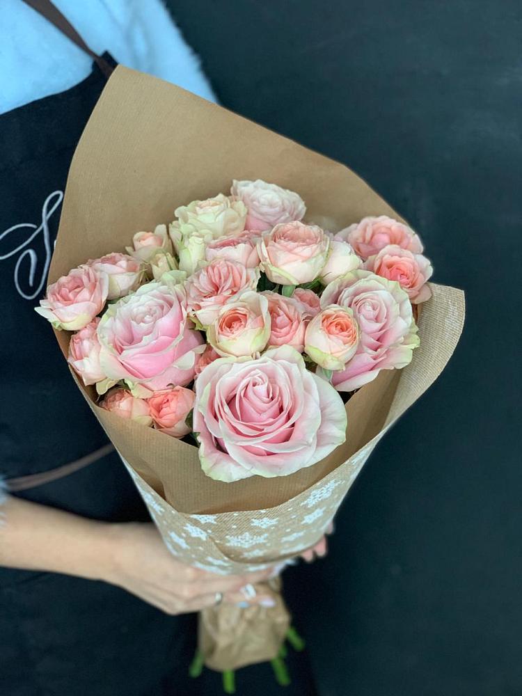 Букет цветов из: Хризантемы и Розы в Базарный Сызган