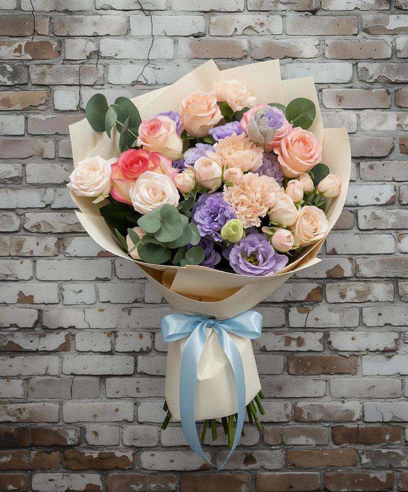 Букет цветов из: Розы, Лизиантусы и Гвоздики в Базарный Сызган