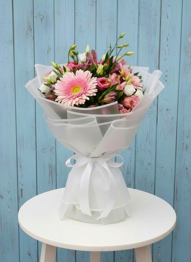 Букет цветов из: Герберы, Альстромерии и Лизиантусы в Базарный Сызган