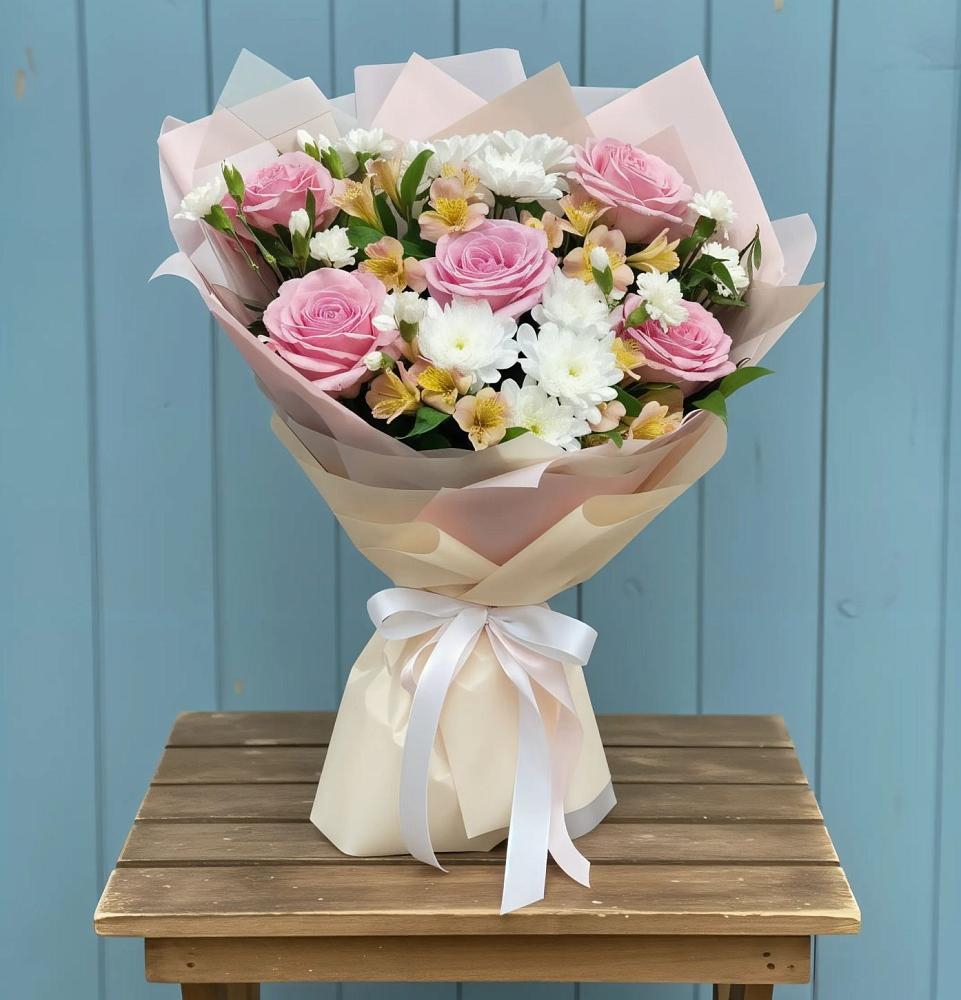 Букет цветов из: Гвоздики, Орхидеи и Розы в Базарный Сызган