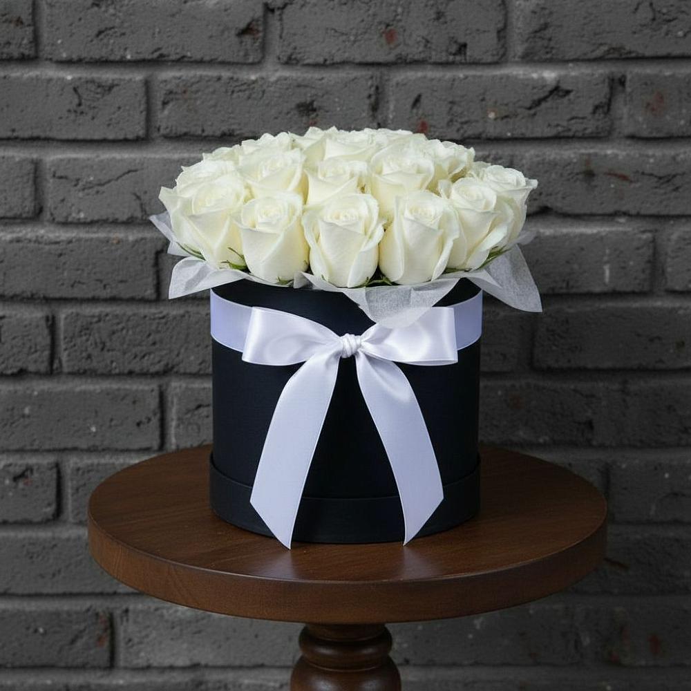 Цветочная композиция из Розы в шляпной коробке в Базарный Сызган