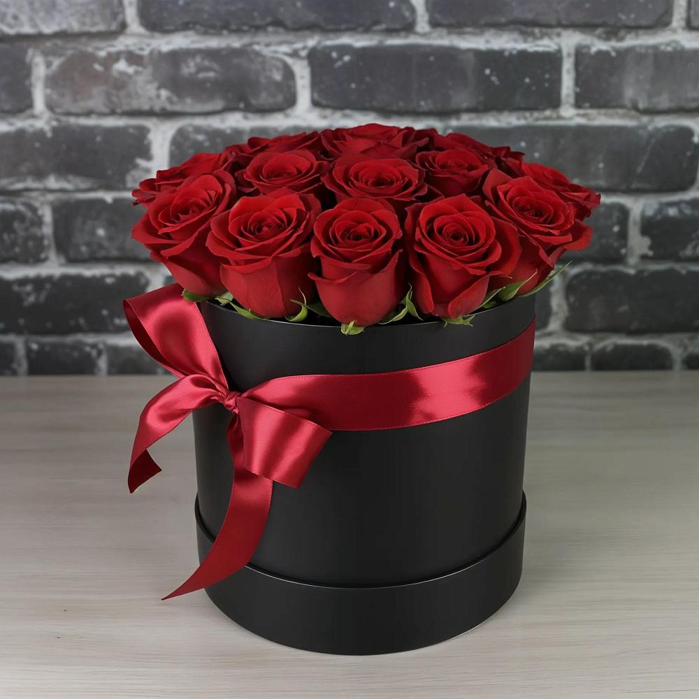 Цветочная композиция из Розы в шляпной коробке в Базарный Сызган