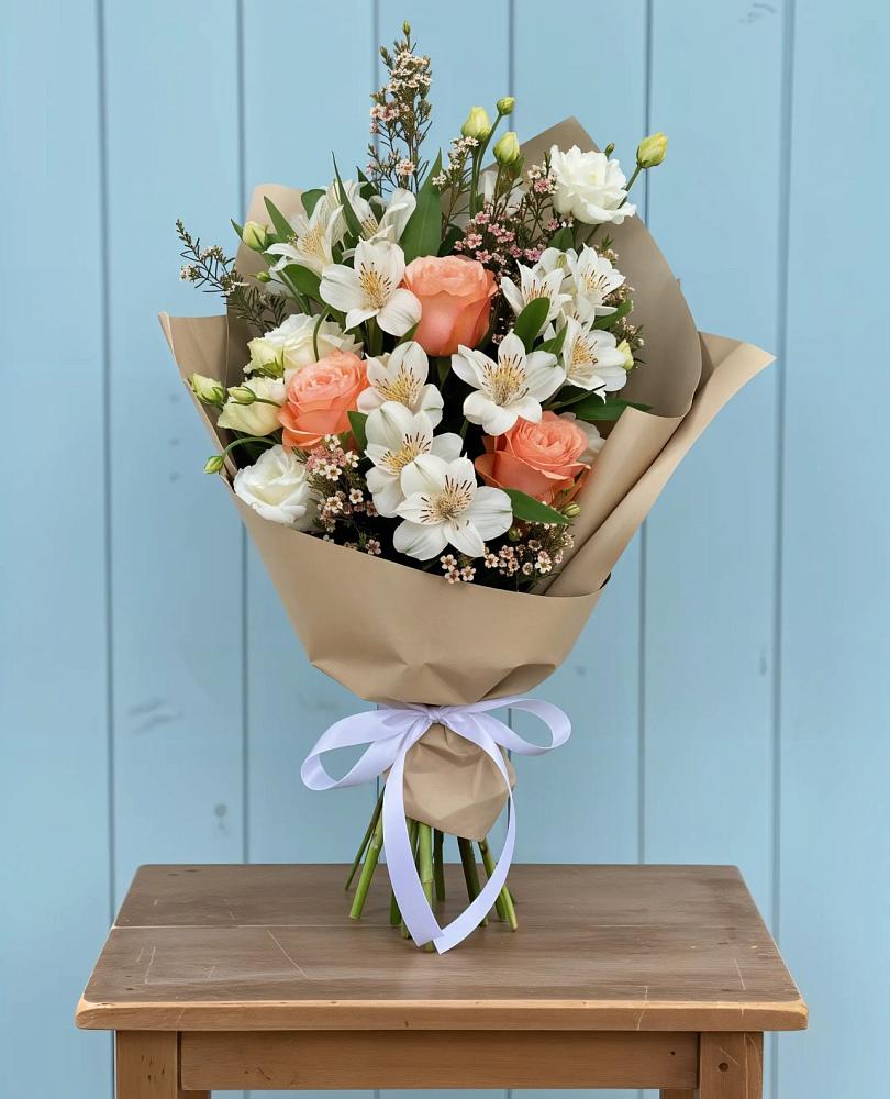 Букет цветов из: Альстромерии, Лизиантусы, Розы и Хризантемы в Базарный Сызган